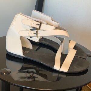 White sandals size 10